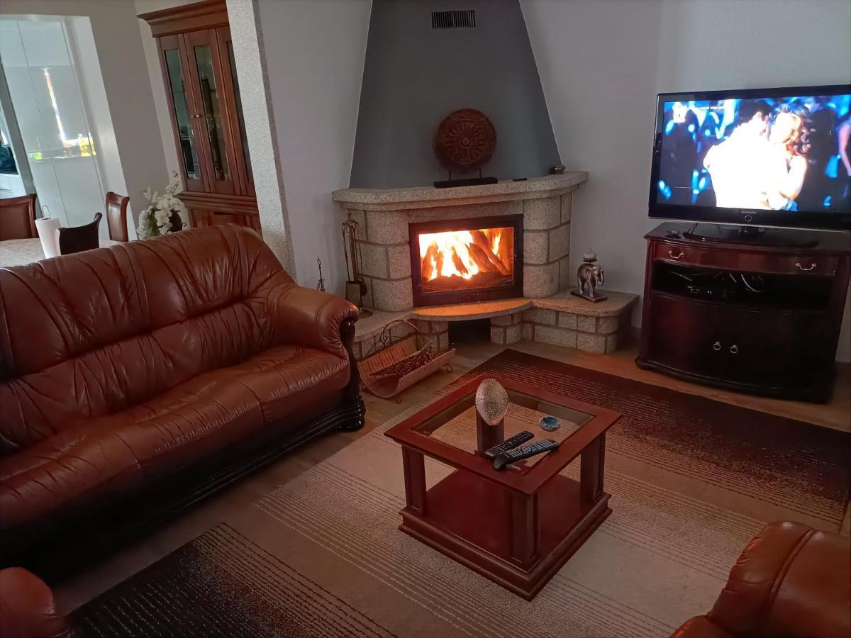 Casa Amarela Da Canicada Вієйра-ду-Міню Екстер'єр фото